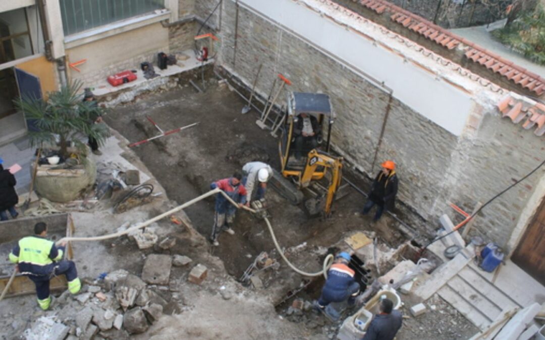 2 – Arheološka raziskava ob gradnji ter arheološko izkopavanje v okviru rekonstrukcije objekta 3 Dijaškega doma Koper, Cankarjeva ulica 5, Koper – urejanje dvorišča in komunalna oprema objekta