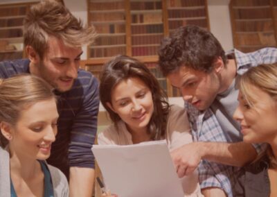 Razpis za tutorje študente