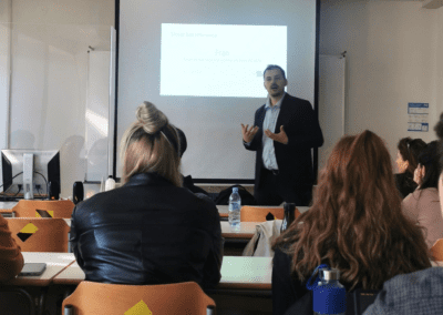 Kako si z digitalnimi jezikovnimi viri pomagamo pri reševanju jezikovnih zagat