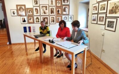 FHŠ podpisala pogodbo za zgodovinske raziskave za projekt Muzej prevozništva in tovorništva