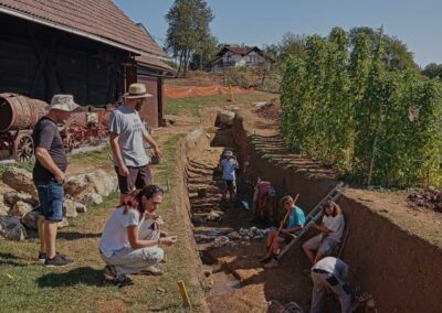 Gostujoče predavanje Mije Topličanec