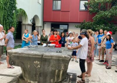 Podaljšujemo rok za oddajo prijave na 31. poletni tečaji slovenskega jezika »Halo, tukaj slovenski Mediteran!«