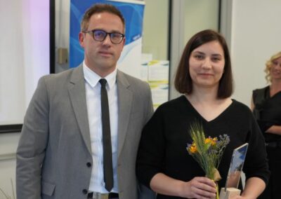 Nagrado Alumni UP za odličnost prejela alumna FHŠ Đejmi Hadrović