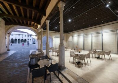 Mala loža bo gostila razstavo študentov Simboli Kopra