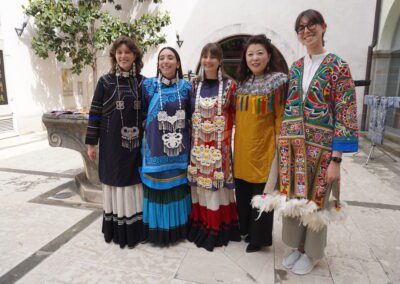 Razstava oblačilne kulturne dediščine v Konfucijevi učilnici, Fakultete za humanistične študije Univerze na Primorskem