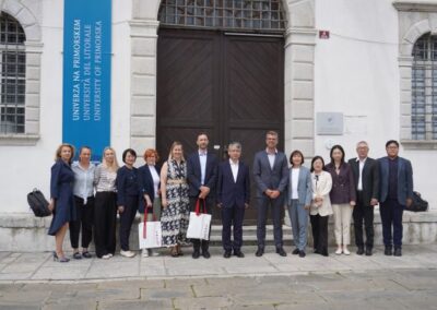 Delegacija Shanghai University of International Business and Economics obiskala Fakulteto za humanistične študije UP