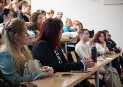 POSVET O JEZIKOVNIH POKLICIH IN UI – Etika prevajanja z umetno inteligenco: ravnovesje med inovativnostjo in integriteto