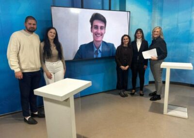 Študenti Italijanistike in profesorica dr. Jadranka Cergol gostje informativne oddaje Tuttoggi scuola na Tv Koper-Capodistria