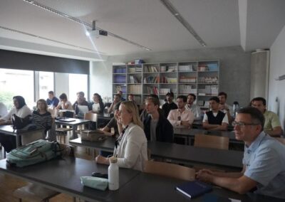 Peti dan Pomladne šole “Borders, Languages and Minds: Comparative Perspectives”